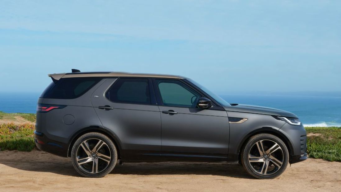 Land Rover Discovery Tempest.