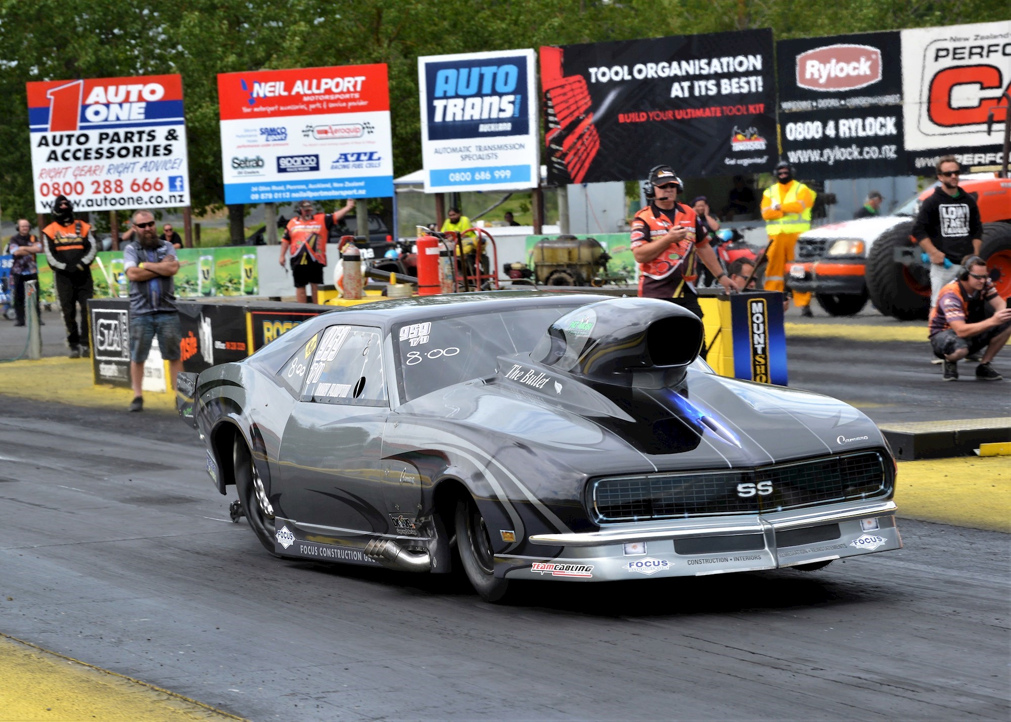 Kiwi racer Barry Blumpton heads over the ditch to compete wi - Driven ...