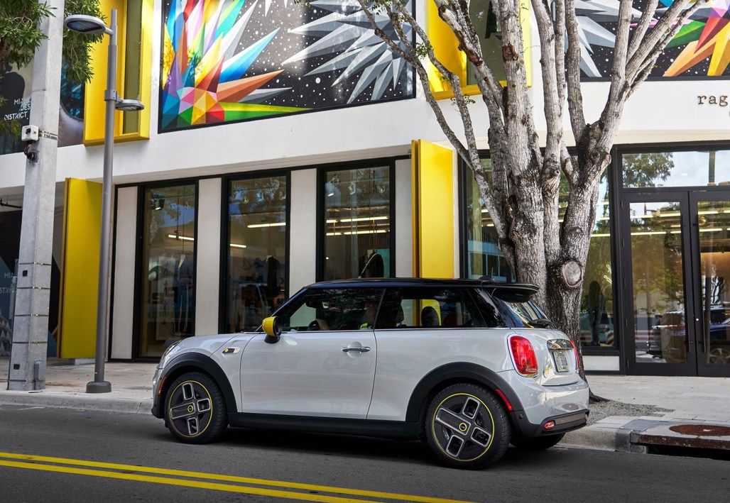Cheap First Cars Mini Revealed: How much will Mini's first electric car cost in Ne - Driven ...