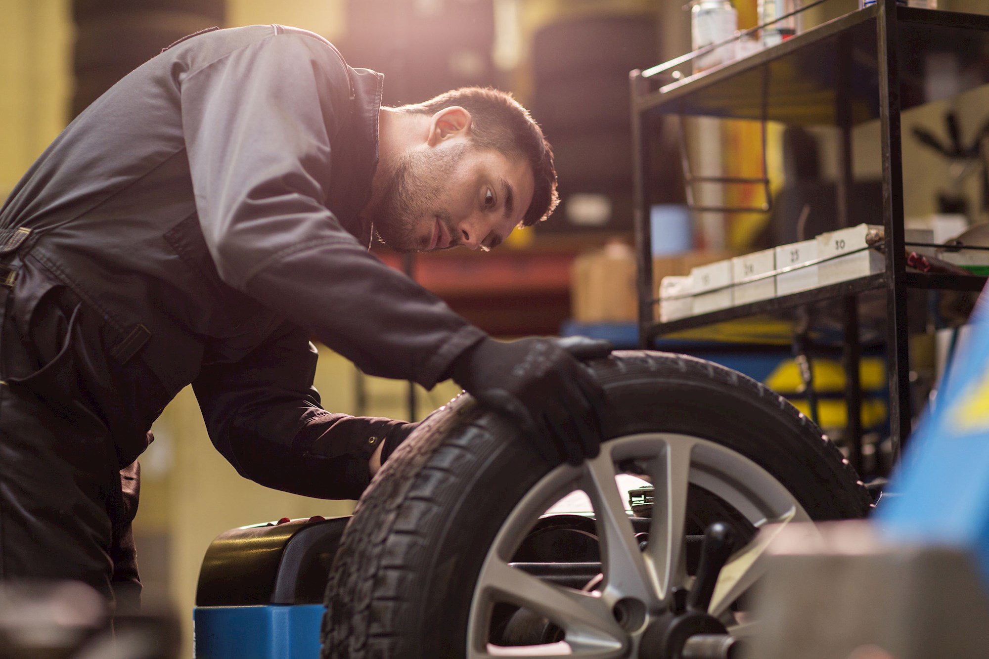Aa breakdown tyre shop replacement
