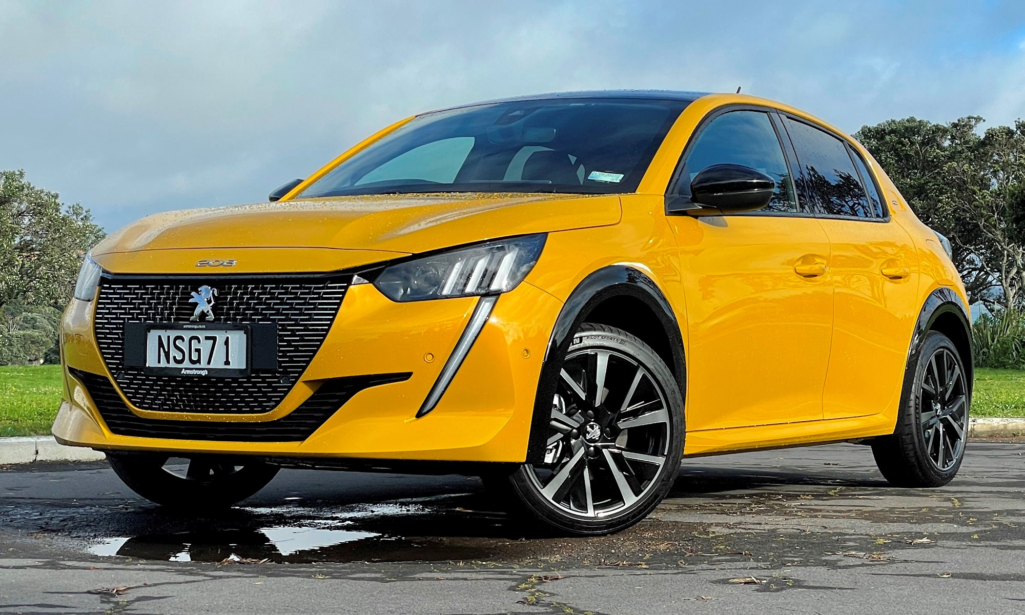 Peugeot 208 GT 130 PureTech review good vibrations from tur