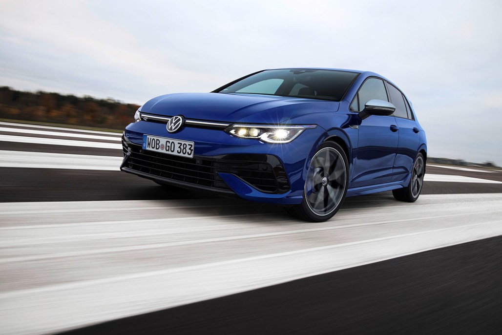 Golf R Rascing Golf R: Racing… and ready - Driven Car Guide