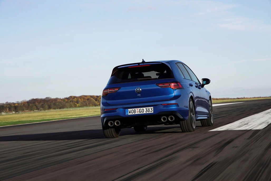 Golf R Ractrack Golf R: Racing… and ready - Driven Car Guide