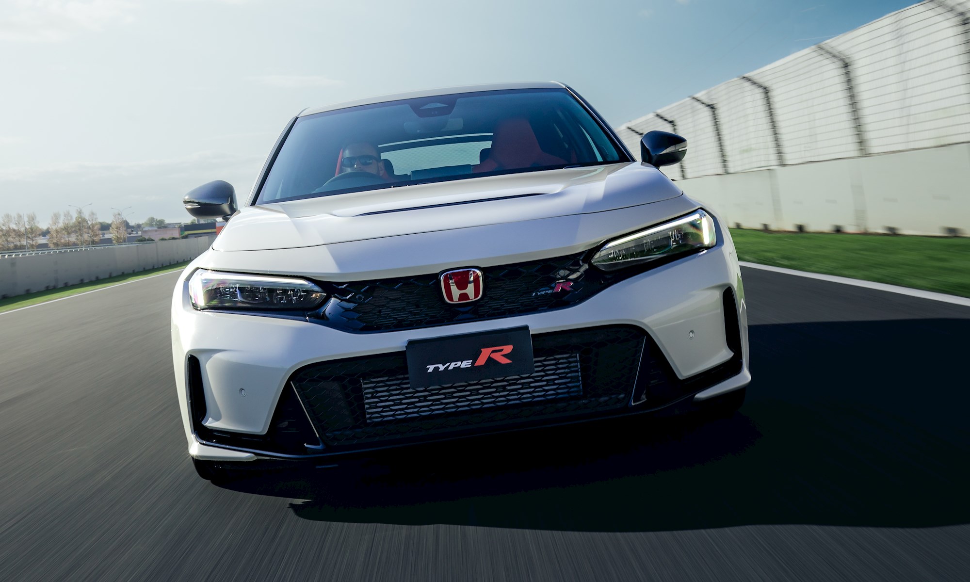 Honda Civic Type R video review: from circuit to the street - Driven ...