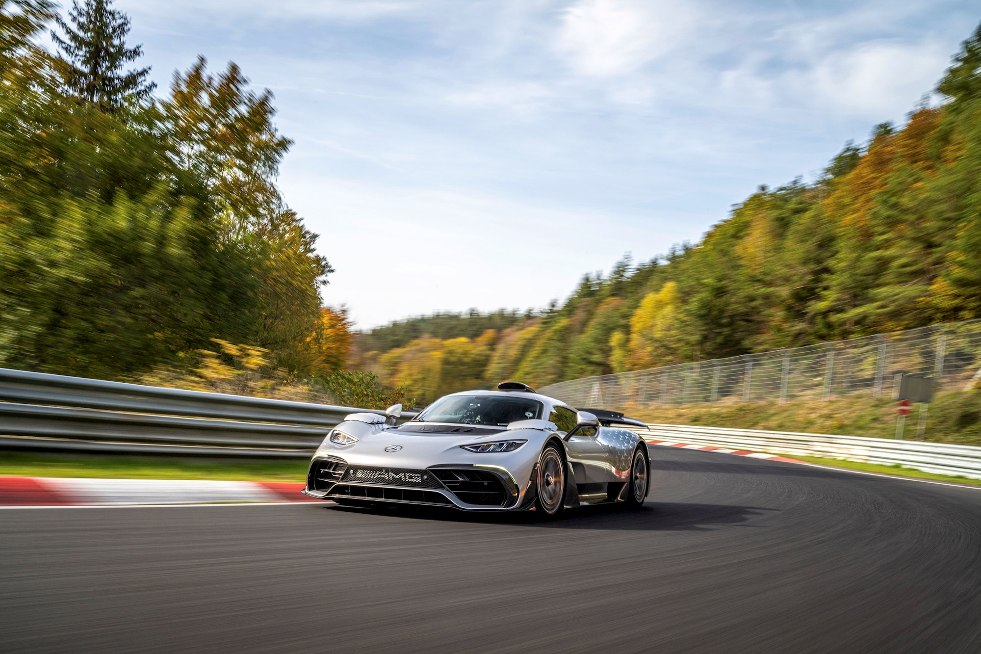 Watch the Mercedes-AMG One hypercar smash the Nürburgring la