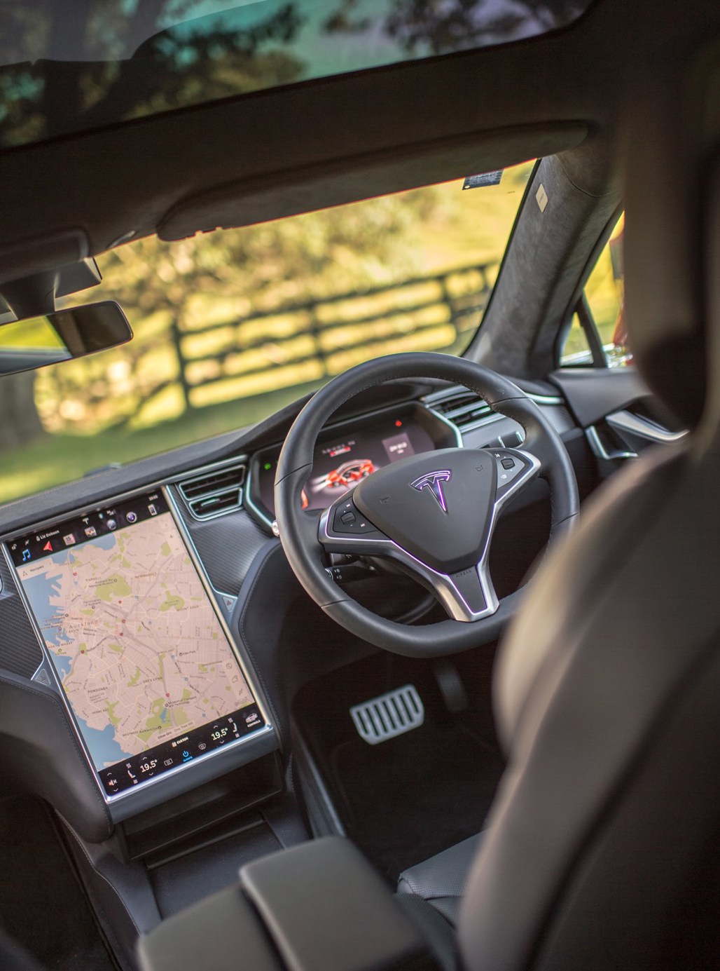 Inside the new Tesla Model S P100D with our letter to Elon.. - Driven