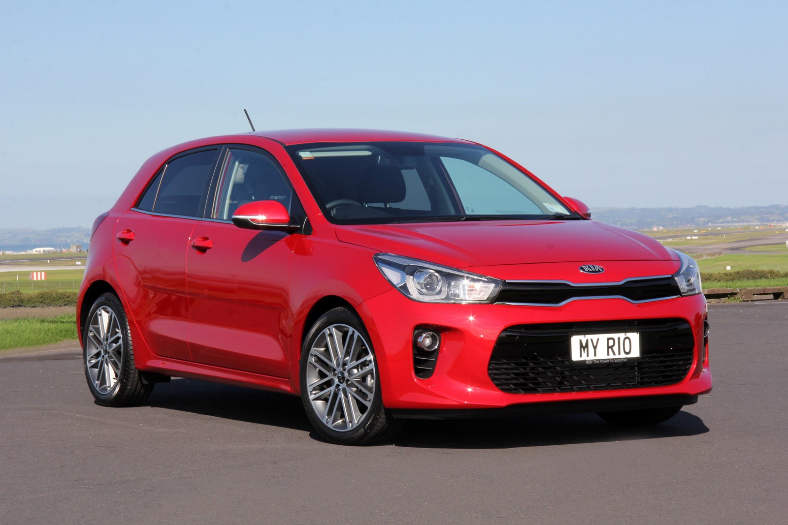 New Kia Rio a hatchback contender - Driven Car Guide