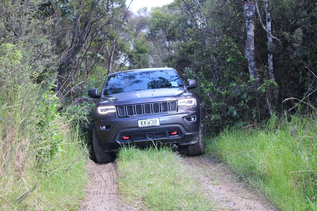 Grand Cherokee Trailhawk: Off-road with a touch of class - Driven Car Guide