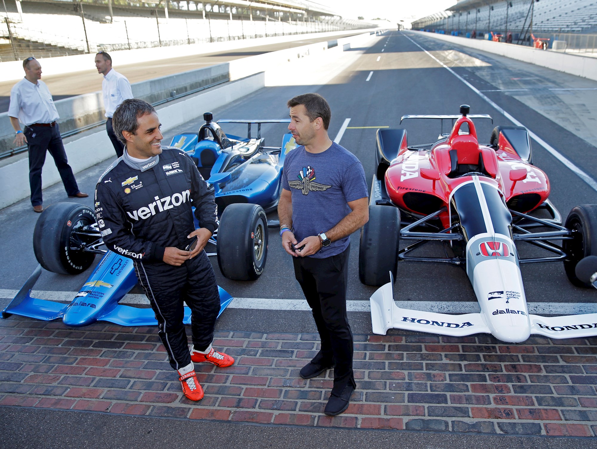 IndyCars get seal of approval - Driven Car Guide
