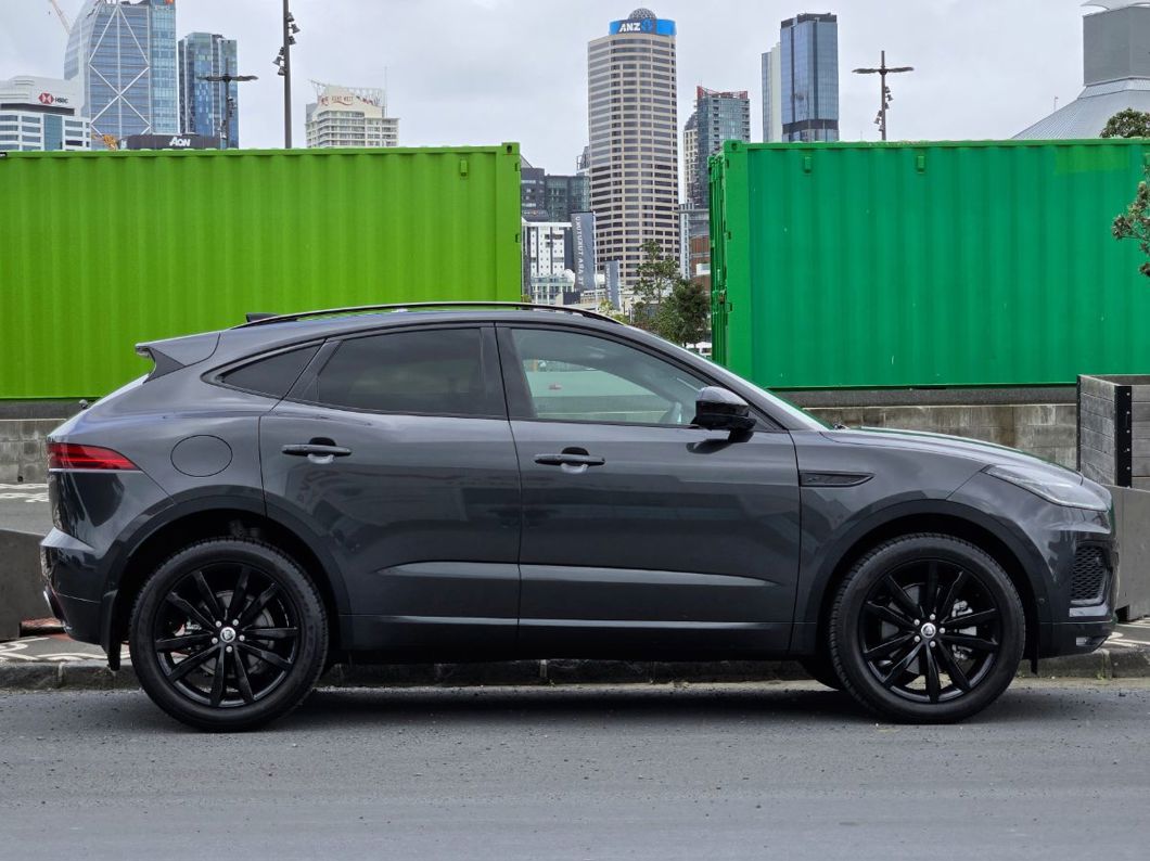 Jaguar E-Pace.