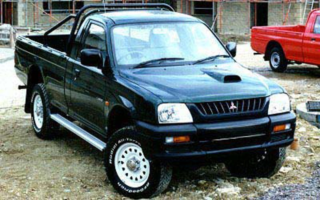 MITSUBISHI L200 2000 2-Door Ute