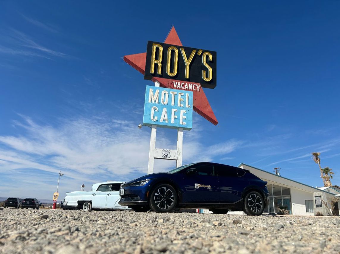Kia EV6 on Route 66.