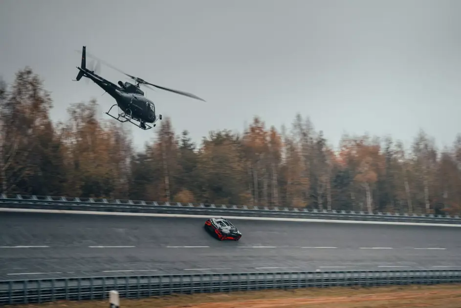 Bugatti W16 Mistral world speed record
