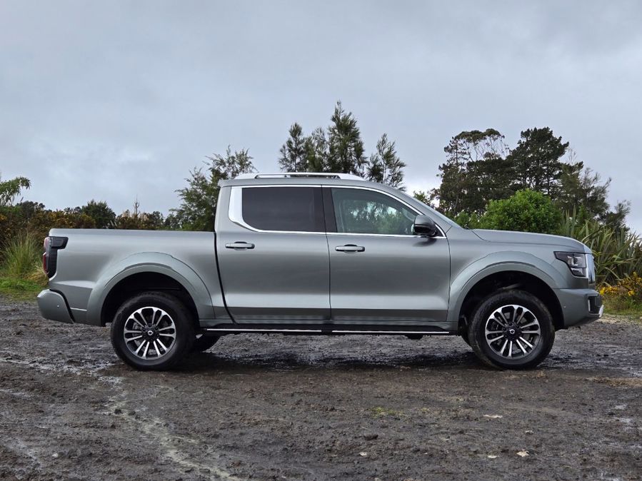 GWM Cannon Alpha Ultra hybrid.