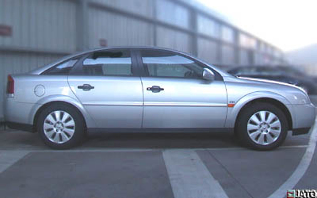 HOLDEN VECTRA 2006 5-Door Hatchback  5HA CD_