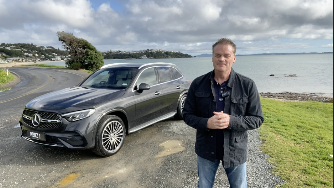 Mercedes-Benz GLC 300 w skrócie: specyfikacje Kiwi, ujawniono ceny