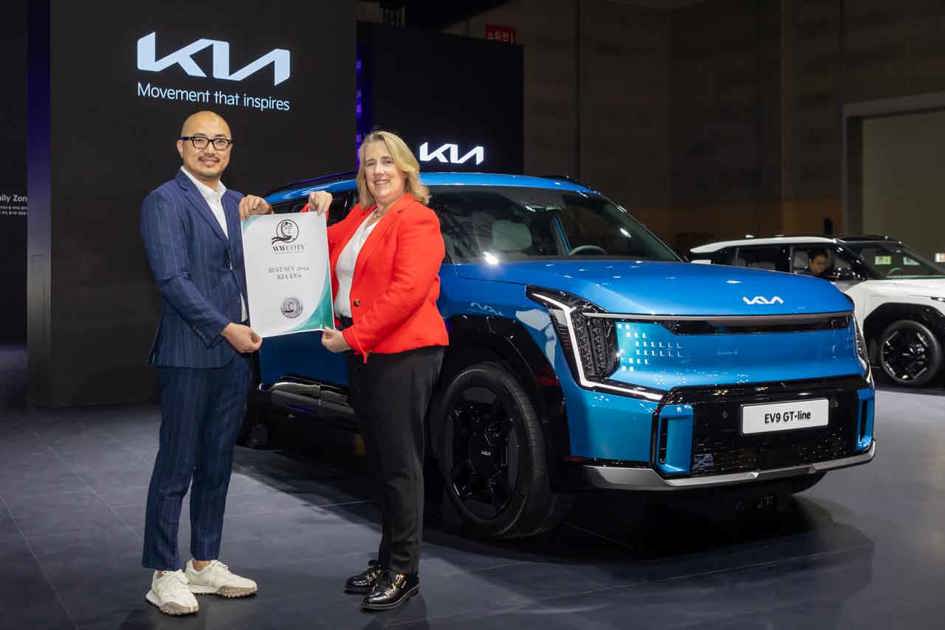 Kia EV9 receives 2024 Women's Best Car in the World in South Korea