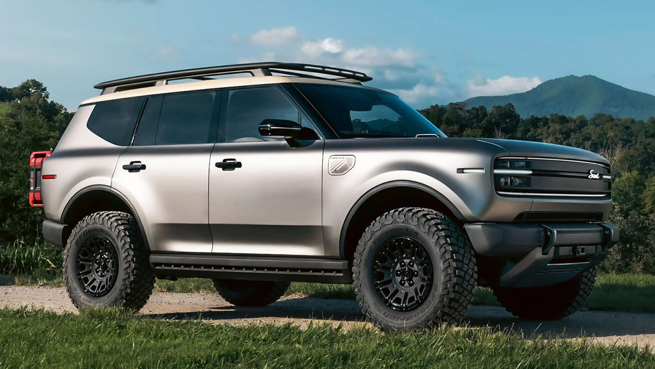 Scout Traveler concepts explore luxury and trails