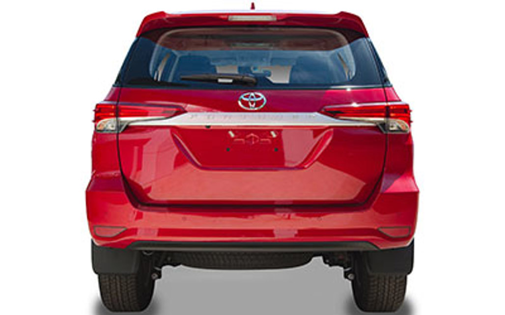 TOYOTA FORTUNER 2023 5-Door SUV