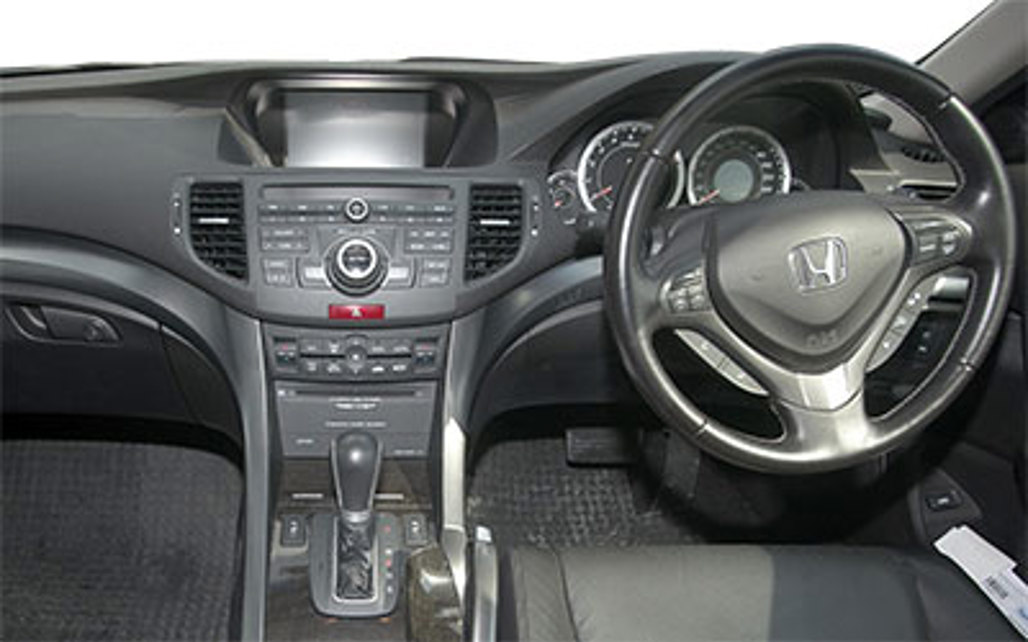 HONDA ACCORD EURO 2015 4-Door Sedan