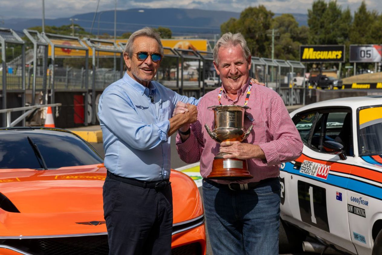 Jacky Ickx at Bathurst with Genesis.
