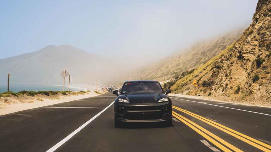 2025 Porsche Macan EV