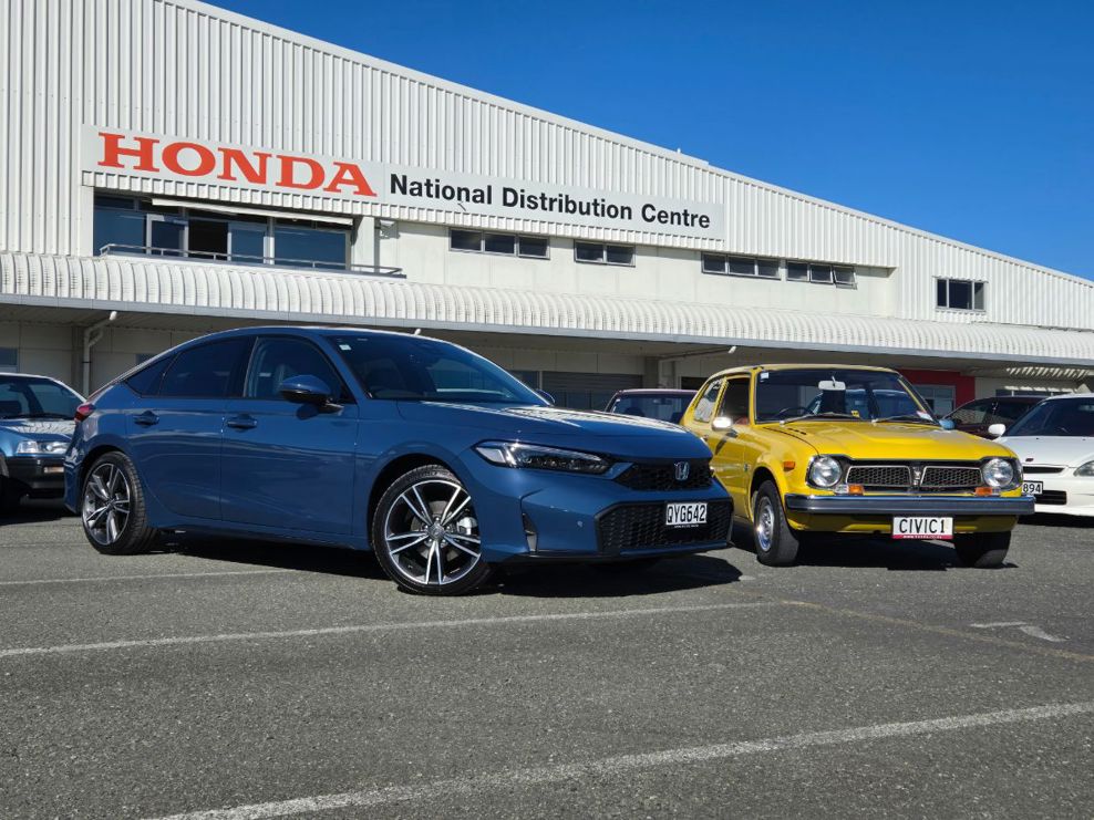 Honda Civic SR e:HEV hybrid.