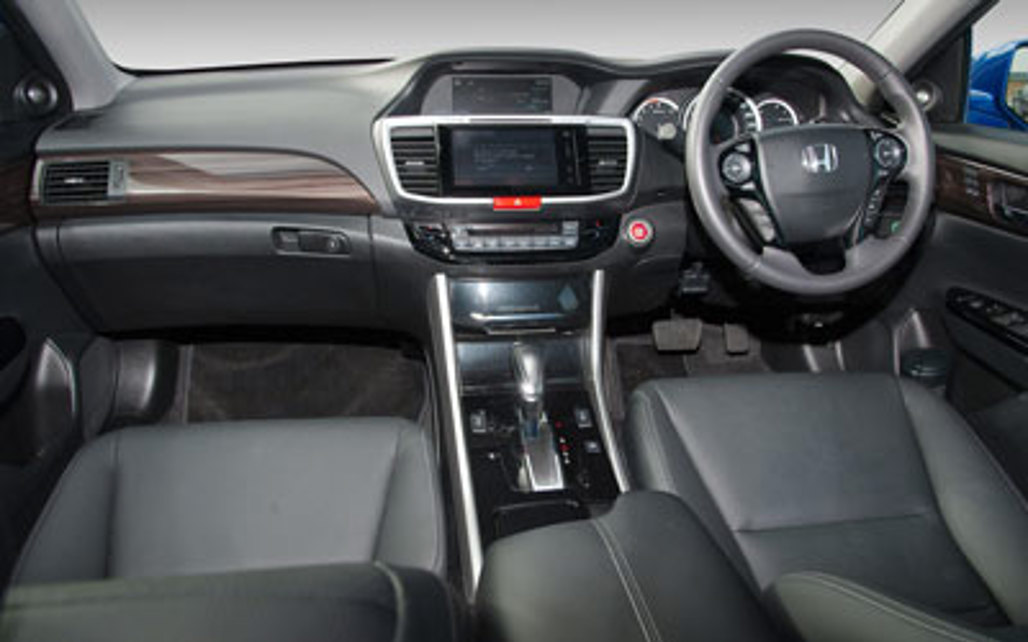 HONDA ACCORD 2016 4-Door Sedan