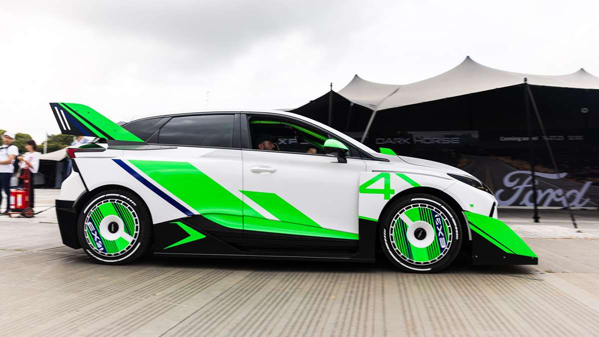 The MG4 you really want: hot hatch reaches new heights with MG EX4