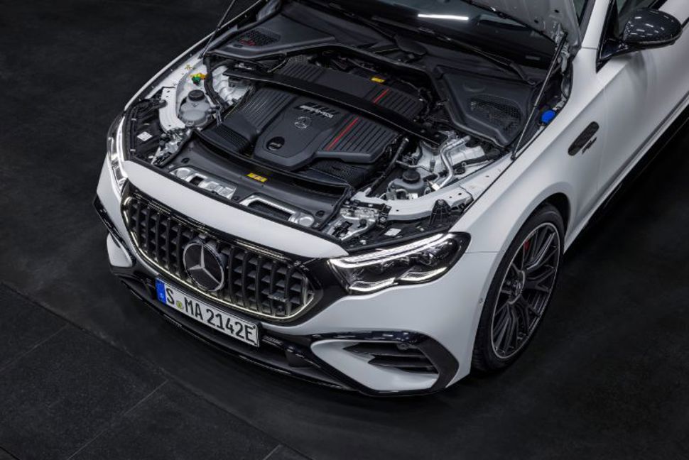 Mercedes-AMG E 53.
