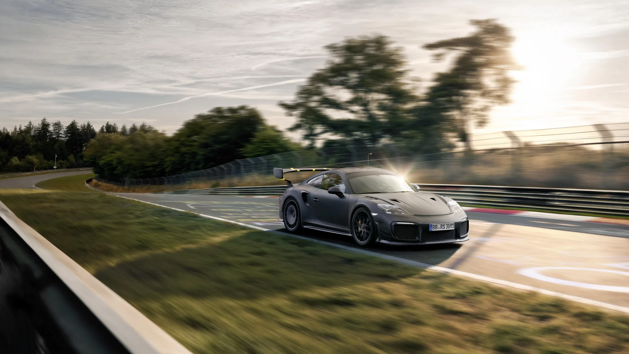 Porsche builds road-legal 911 GT2 RS Flachbau one-off