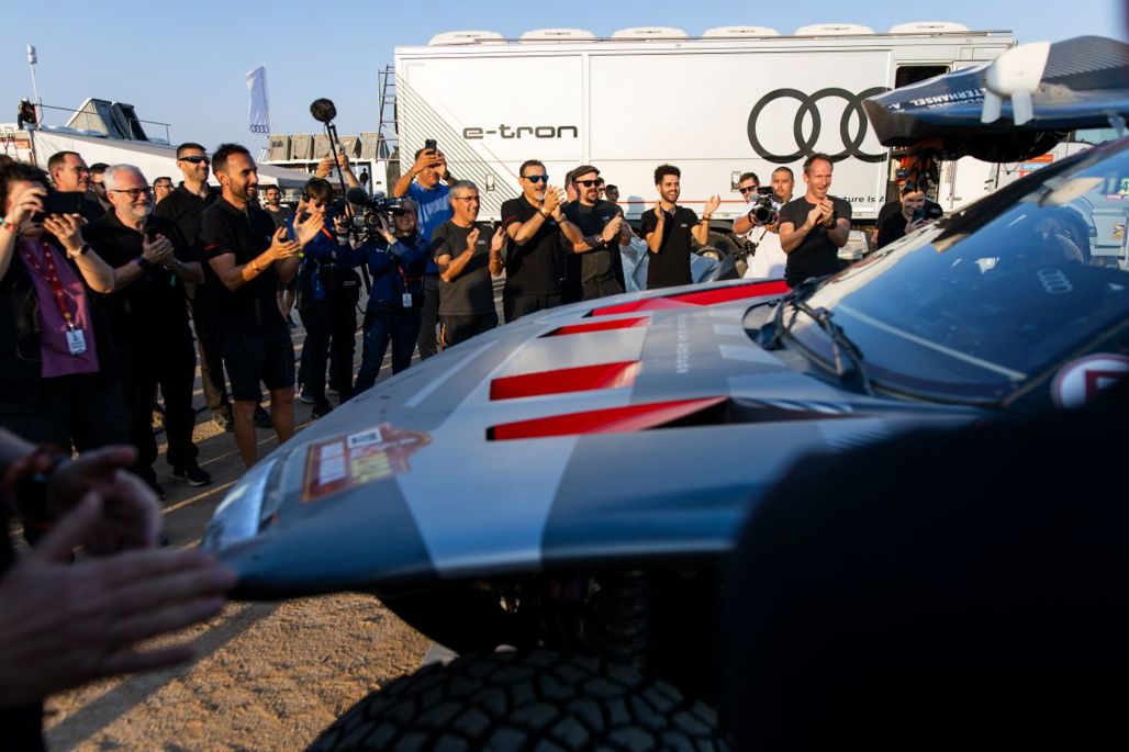 Audi RS Q e-tron: first electric-drive car to win the Dakar Rally ...