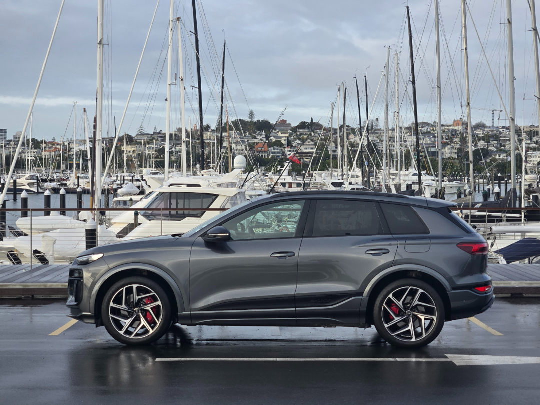 Audi SQ6 e-tron.