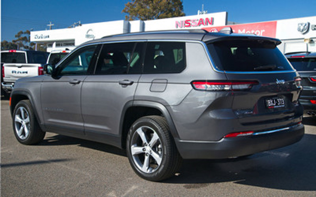 JEEP GRAND CHEROKEE 2023 5-Door SUV