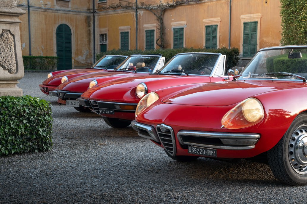 Alfa Romeo Spider Duetto 60th anniversary