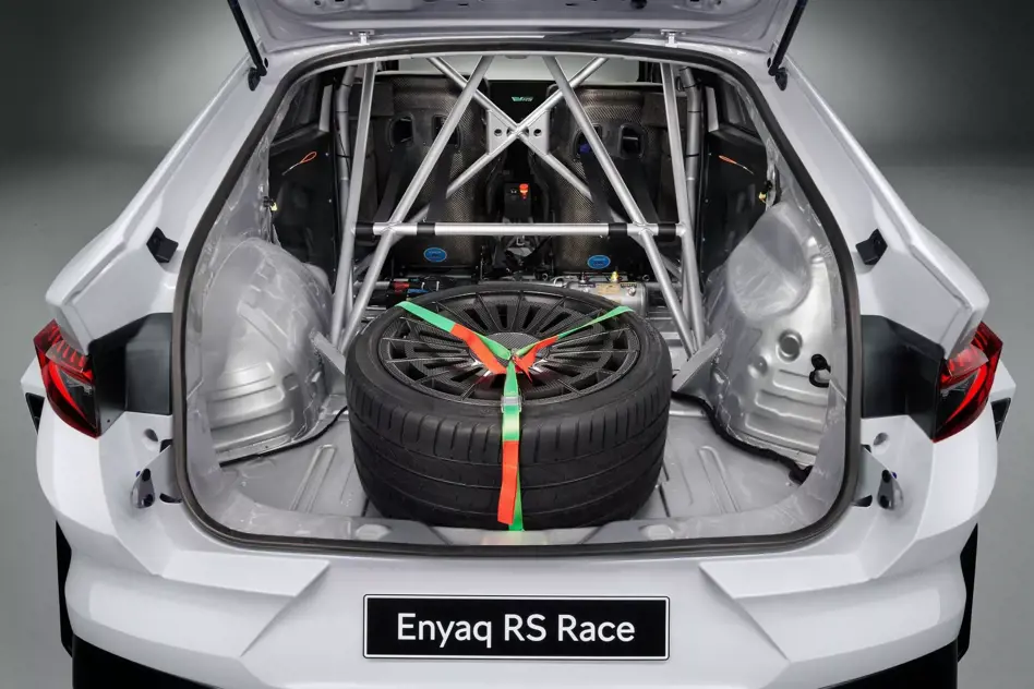 Skoda Enyaq RS Race concept