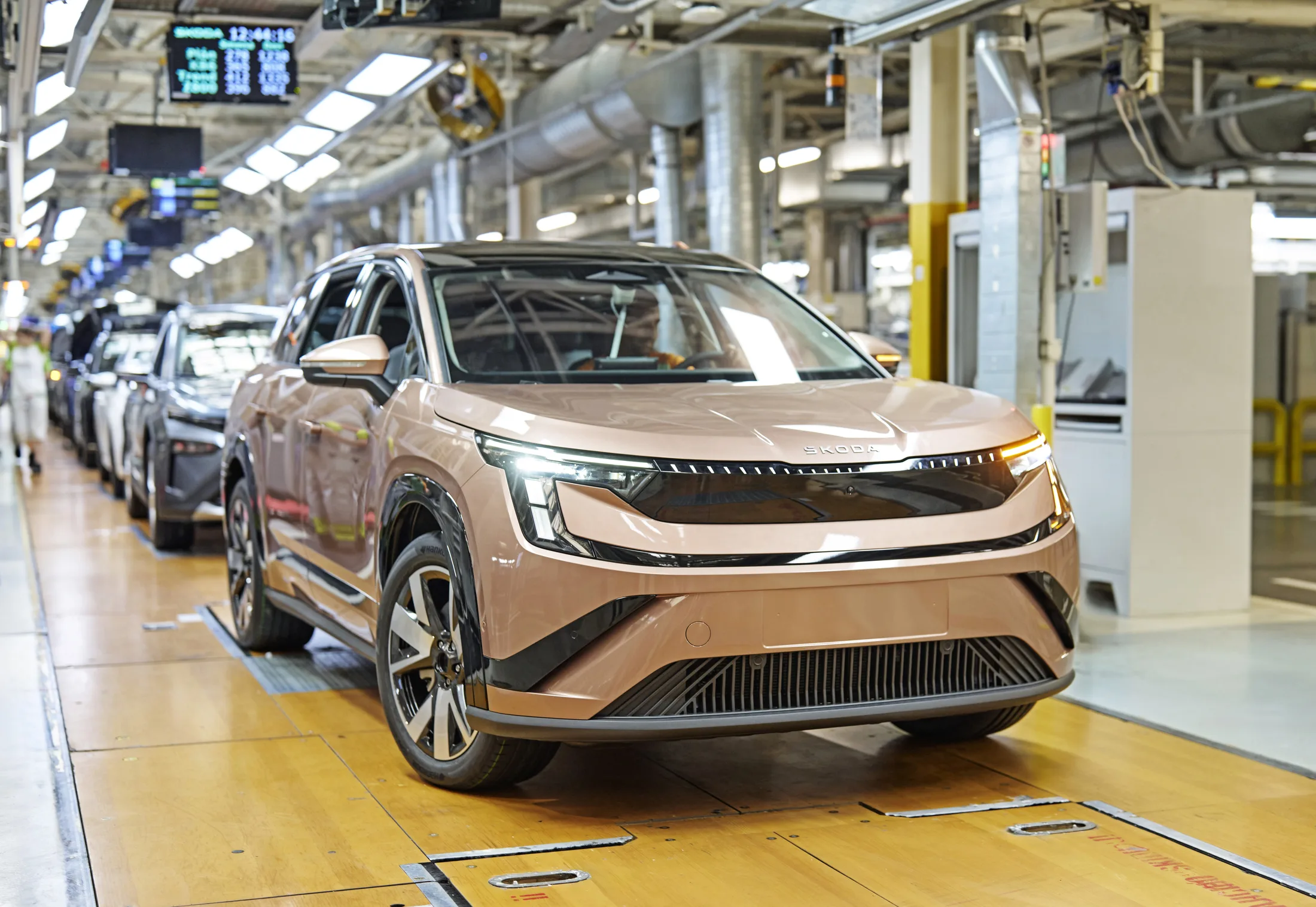 Skoda Peaq production begins as orders near 8500