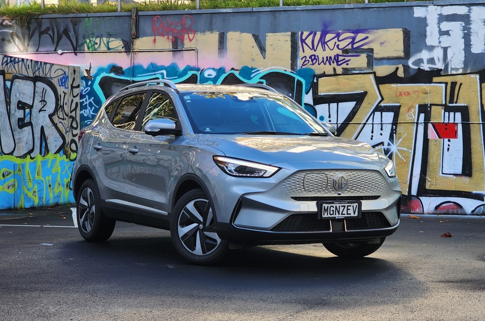 MG ZS EV long range.