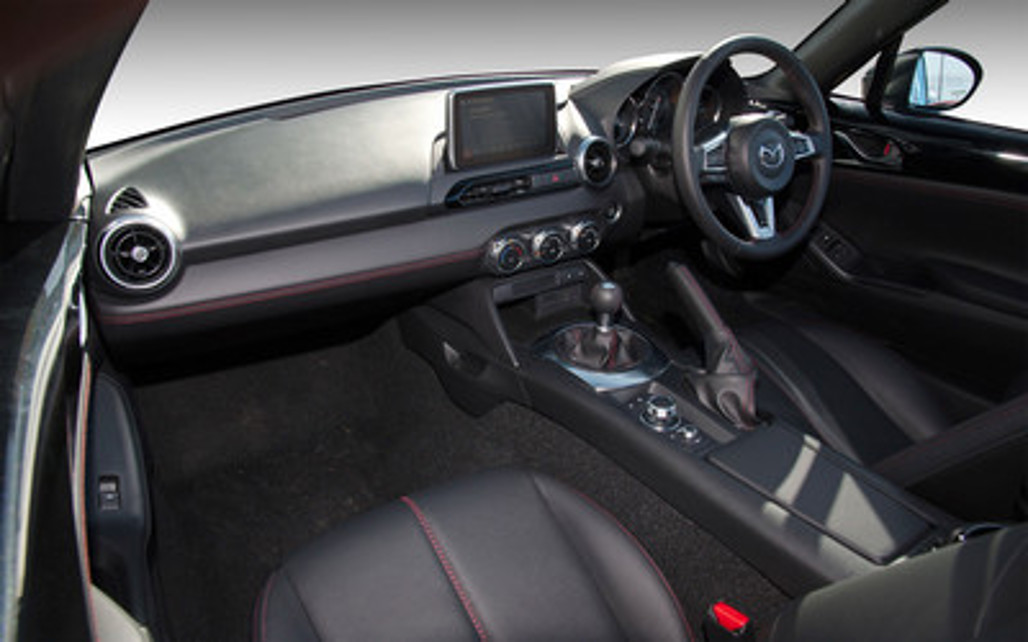 MAZDA MX-5 2024 2-Door Sports