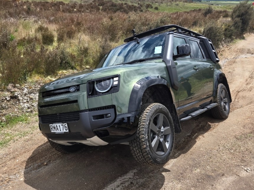 New Land Rover Defender first drive: light dirt