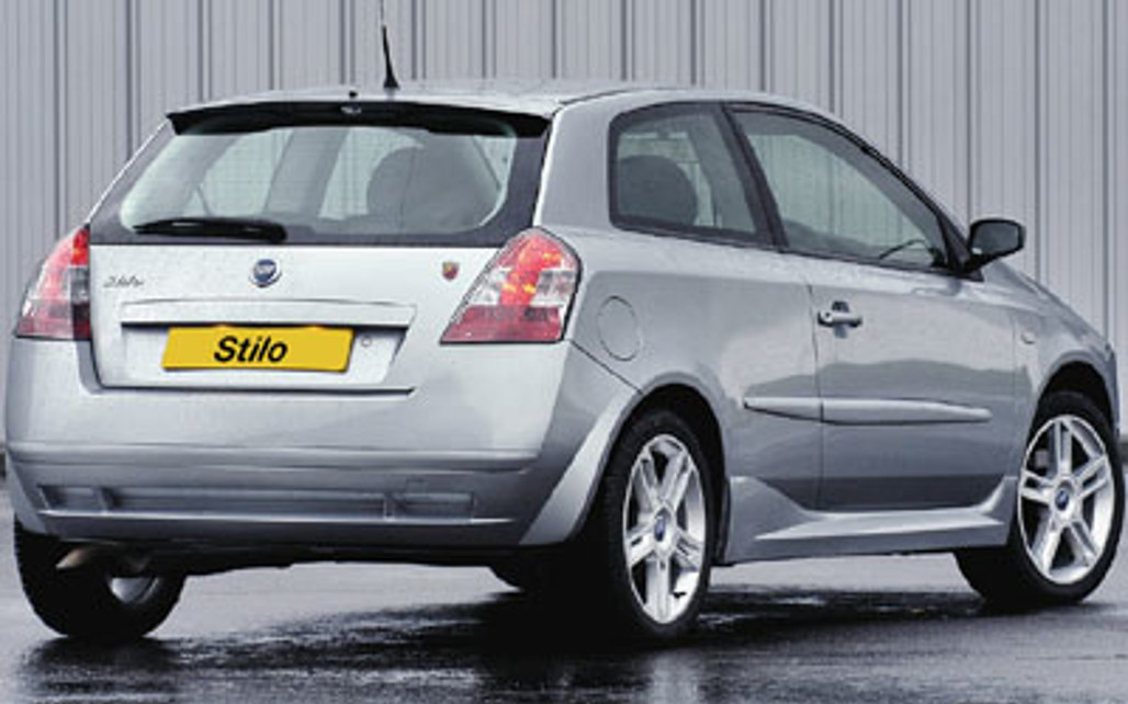 FIAT STILO 2005 3-Door Hatchback  3HA ABARTH_