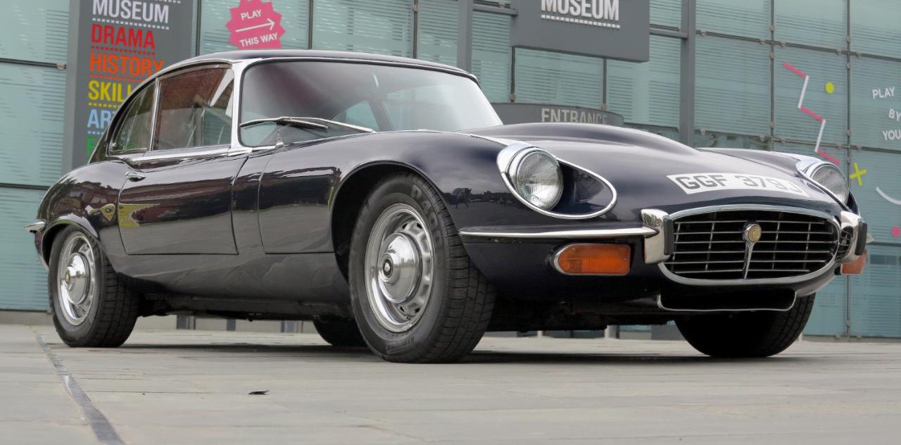 正規品販売！ E-type Jaguar Best's George to Guide Car Driven - auctioned be 自動車