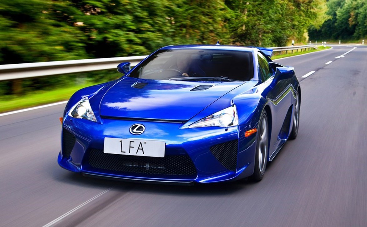 Lexus LFA.