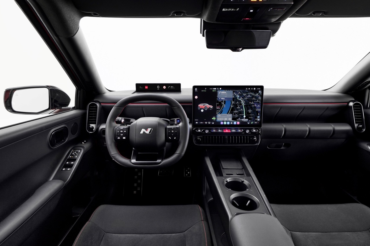 Hyundai shows off new Pleos Connect infotainment
