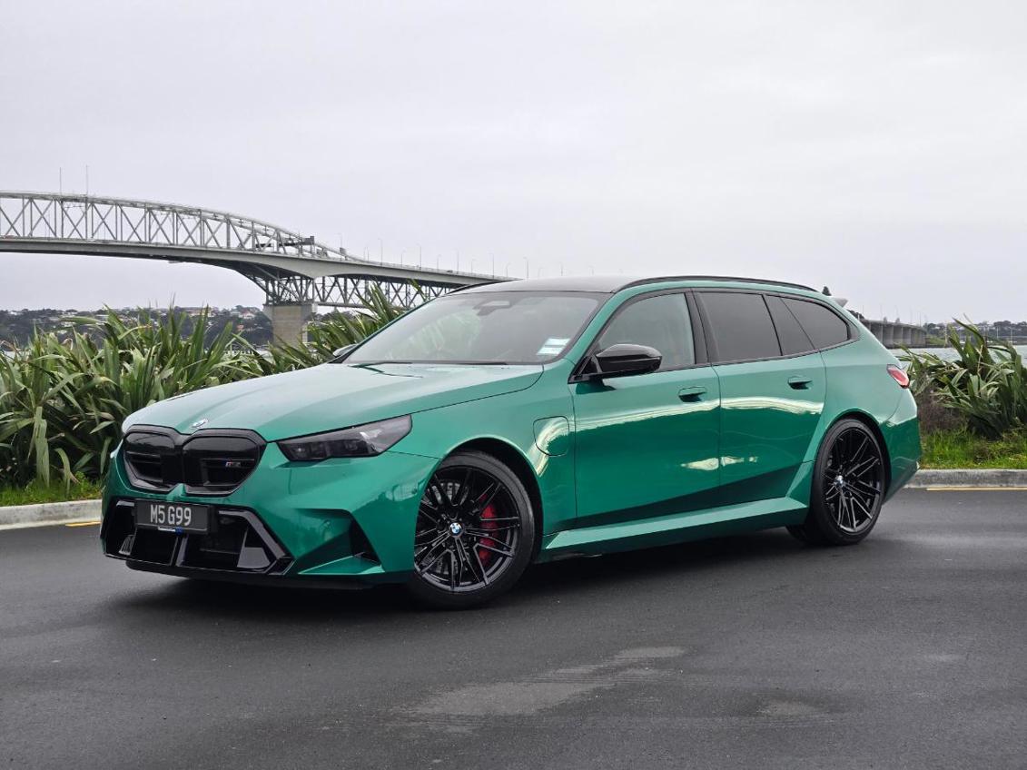 BMW M5 Touring.