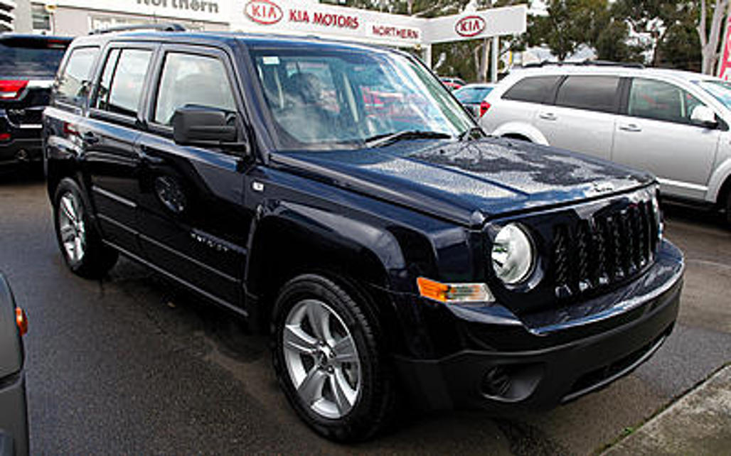 JEEP PATRIOT 2014 5-Door SUV  5OD-4 SPORT.
