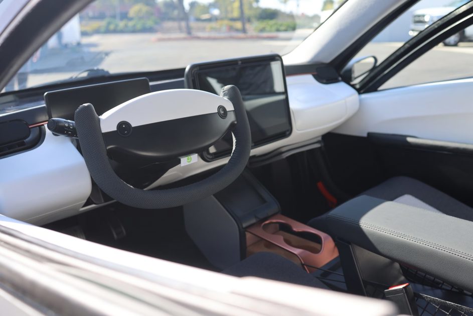 Aptera solar-powered EV
