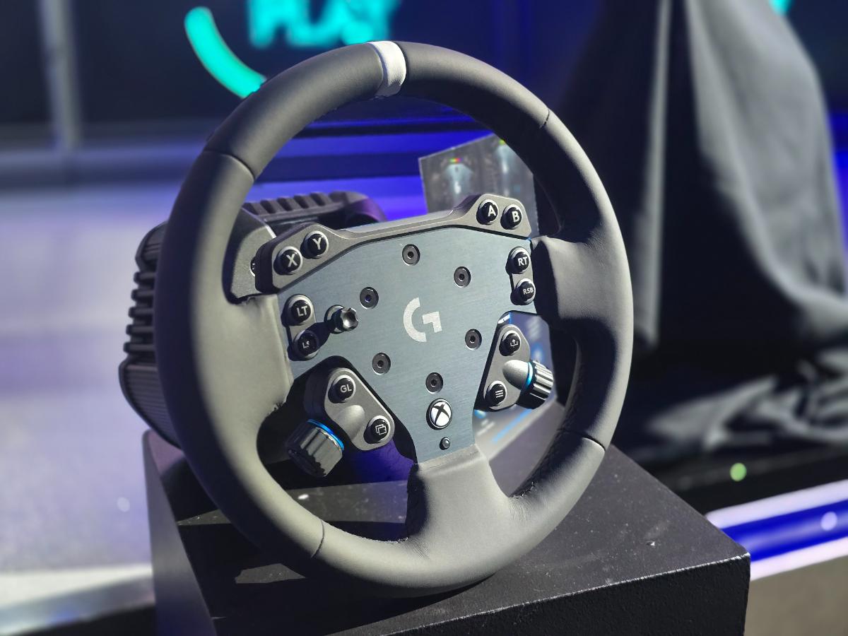 Hands on with the Logitech RS50