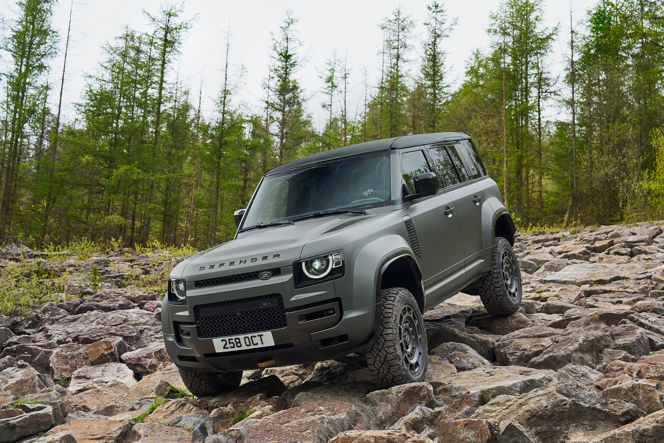 Land Rover Defender Octa: fastest Defender ever unleashed - Driven Car ...