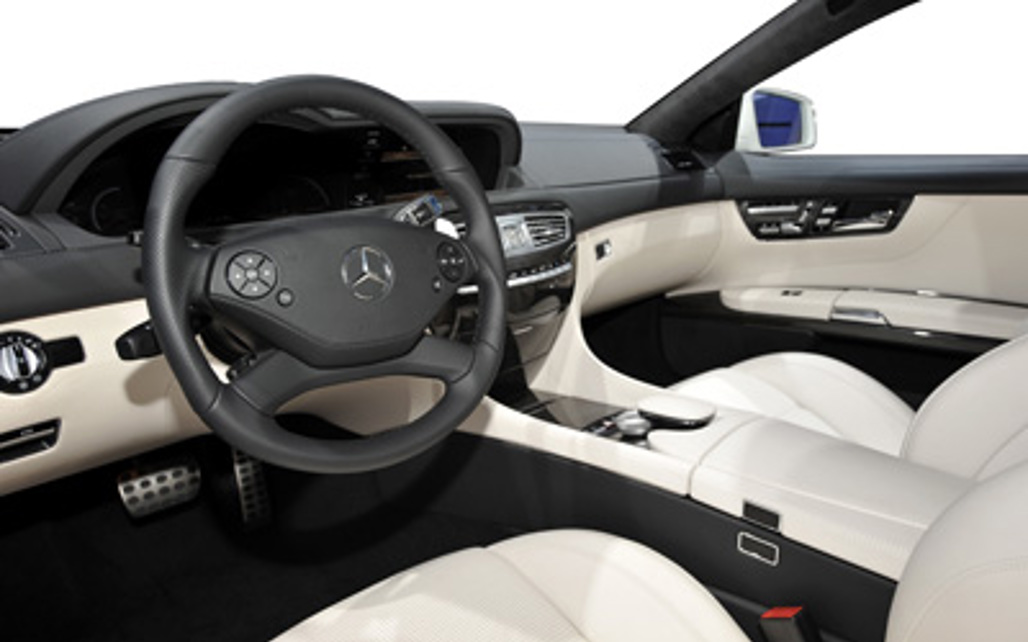MERCEDES-BENZ CL-CLASS 2011 2-Door Sedan 2CO AMG_